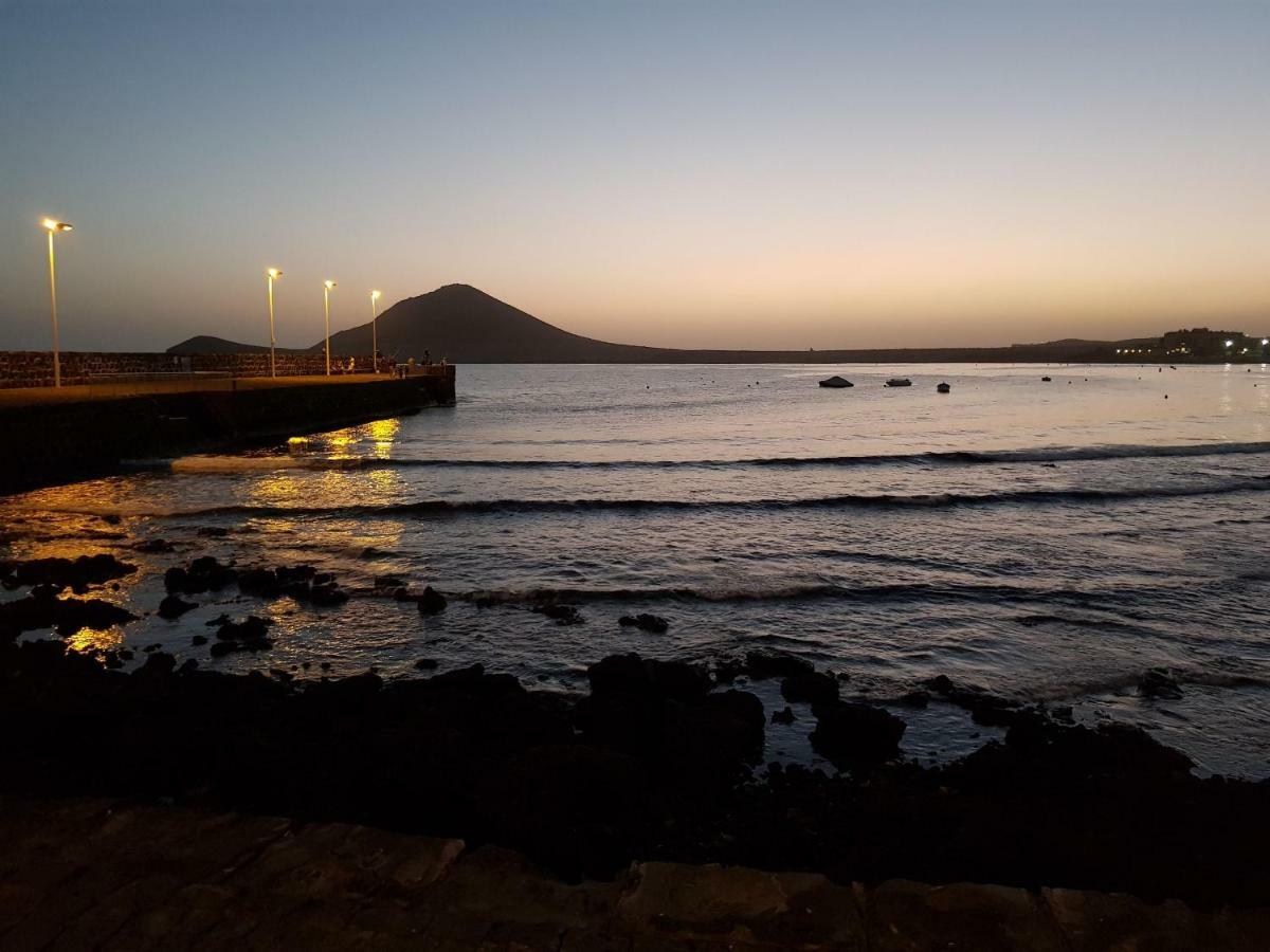Alquilaencanarias El Medano Mirazul Plaza Roja 外观 照片